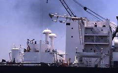 [Main deck, pump house (left side) and deck house AFT (right side)]