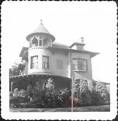 [Home at northeast corner of Buckingham Road and Albemarle Road]