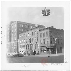 [North side of Ninth Street.]