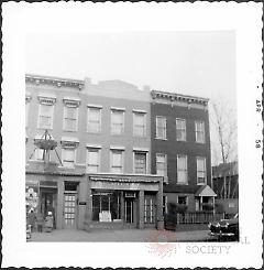 [East side of Lee Avenue.]