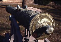 [Civil War cannon in the Navy Yard]