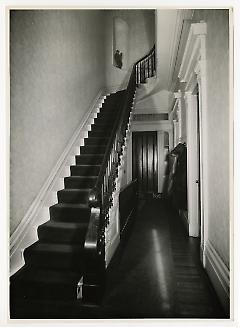 Front hall from entrance. Lay House, 11 Cranberry Street, Brooklyn, N.Y.