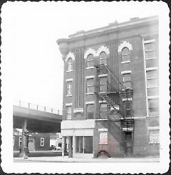 [North side of 60th Street showing portion of expressway.]