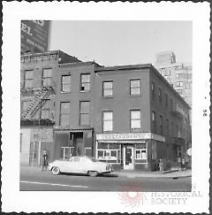 [El Managua Restaurant (on corner) - #170 Fulton Street, on south corner of Cranberry Street and Fulton Street.]