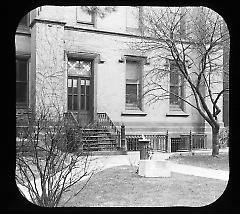 Views: U.S., Brooklyn. Brooklyn, Packer Institute. View 011: Packer - Children's, corner and 'ye sundial'.