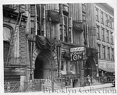 Mourning at 4-5 Court Square