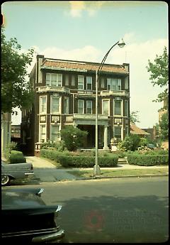 [Home on north side of President Street.]