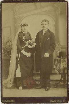 [Joseph and Regina Schwartz, parents of Mrs. Julian Ramus]