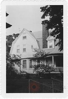 [North side of 82nd Street.]