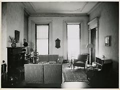 Looking sorth, main room. Lay House, 11 Cranberry Street, Brooklyn, N.Y.
