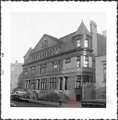 [DeKalb Avenue between Waverley Avenue and DeKalb Avenue (southside).]