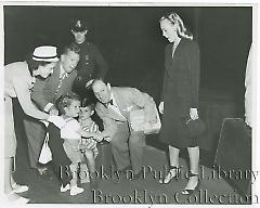 Leo Durocher with Harold Parrott and family