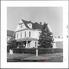 [House at northeast corner of Etna Street and Richmond Street, Brooklyn, L.I. ]