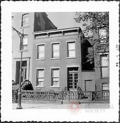 [#109 Kent Street.]