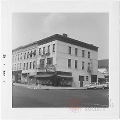 [N.E. corner of 77th Street and 3rd Avenue.]