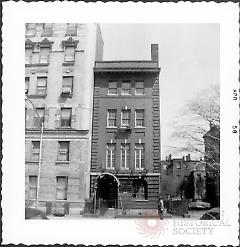 [Clinton Residence Club #477 Washington Avenue.]