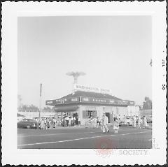 [Southeast corner of W. 21st Street.]