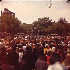 Kennedy Memorial [crowds]