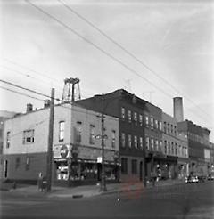 [North side of Flushing Avenue looking east.]