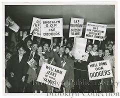 Fan-cy Dodger welcome