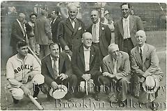 [Former Dodgers posing before game]