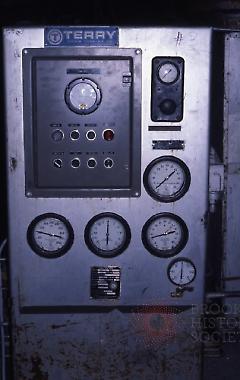 [Engine room equipment]