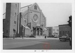 [St. Patrick's (R. C.) Church on 4th Avenue.]