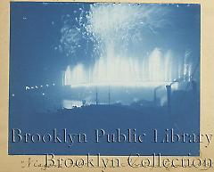 [Brooklyn Bridge fireworks]