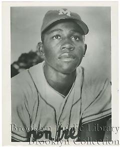 [Junior Gilliam in Montreal Royals uniform]