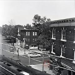 [View from north end of 62nd Stret station platform (West End line).]
