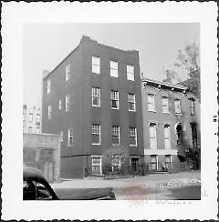 [#95 Kent Street (larger + nearer building).]