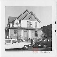 [North side of 85th Street.]