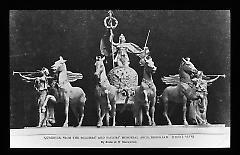 Views: Brooklyn, Long Island, Staten Island. Brooklyn monuments. View 002: Quadriga from the Soldiers' and Sailors' Memorial Arch by Frederick W. MacMonnies (front view) , Brooklyn .