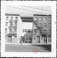 [North side of lower Fulton Street.]