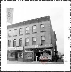 [Northwest corner of DeKalb Avenue and Vanderbilt Avenue.]