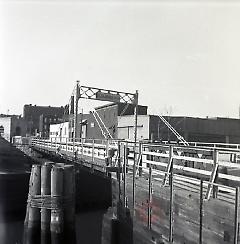 [Carroll Street bridge.]