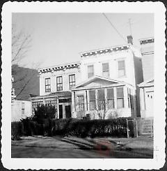 [East side of Chestnut Street.]