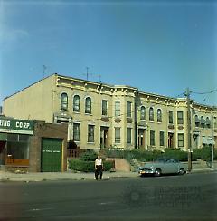 [North side of 86th Street.]