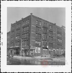 [Northeast corner of Fifth Avenue.]