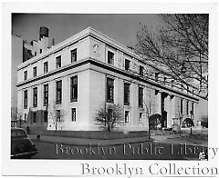 [Appellate court house in Brooklyn Heights in 1943]