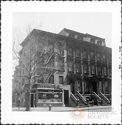 [Southeast corner of DeKalb Avenue and South Elliot Place.]