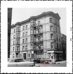 [Northwest corner of Pineapple Street & Hicks Street.]