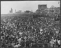 Coney Island crowds