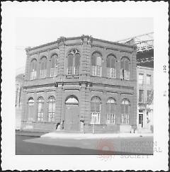 [Fulton Street at corner of Front Street.]