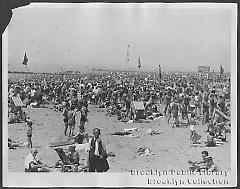 [Crowd on Coney Island beach]