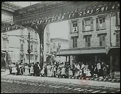 Waiting on Myrtle Ave. for Car- Mothers' Outing