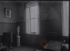 [Senior Room]