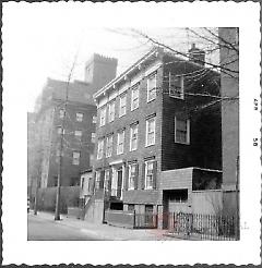 [#13 Pineapple Street.]
