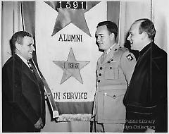 Unveil school service flag
