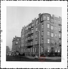 [Southeast corner of DeKalb Avenue (left) and Washington Avenue at right: #309 Washington Avenue (offices of Samuel H. Rosen, dentist, on 1st floor at corner of building).]